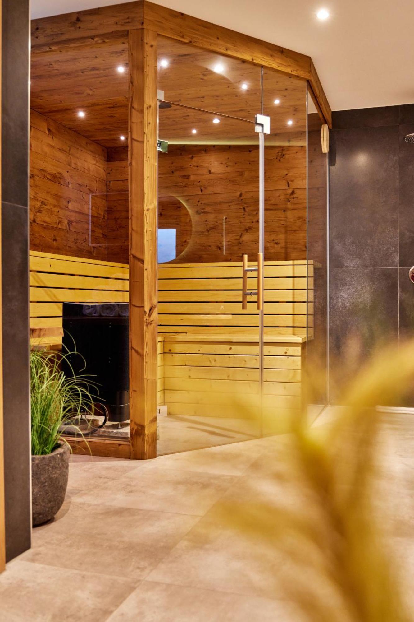 גרמיש-פרטנקירכן Private Spa & Garden Alpi מראה חיצוני תמונה