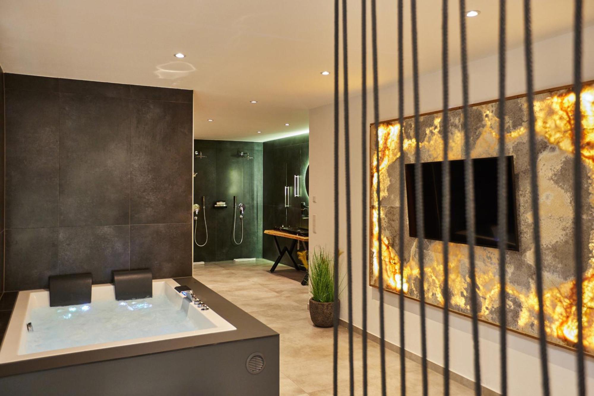 גרמיש-פרטנקירכן Private Spa & Garden Alpi מראה חיצוני תמונה